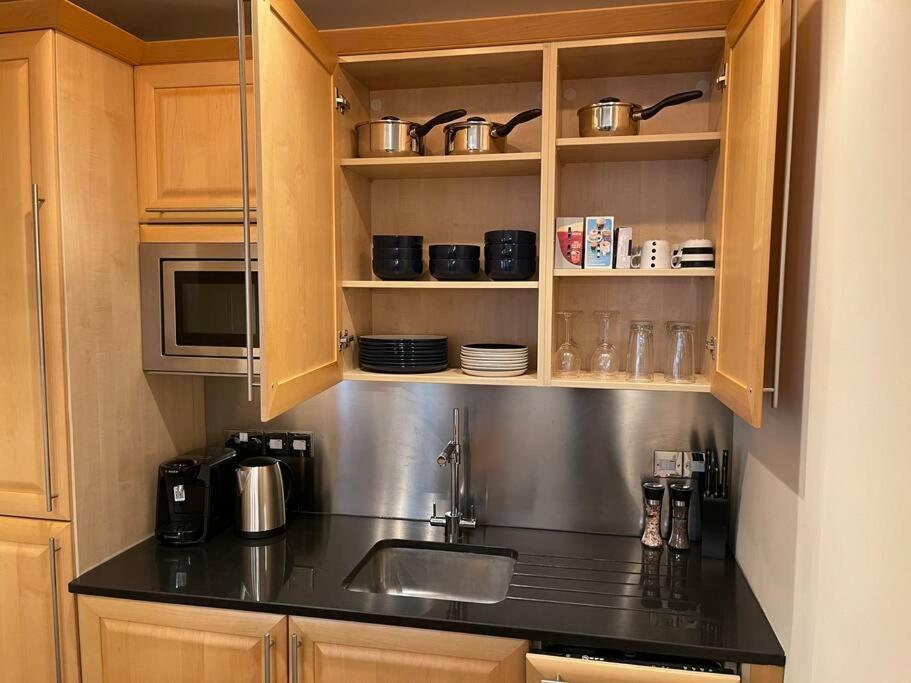 Luxurious Serviced Apt Next To The City Of London And Tower Bridge Apartment Екстериор снимка